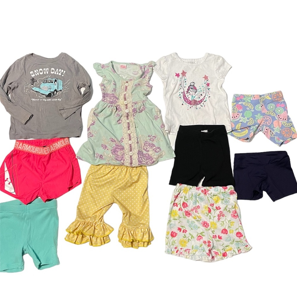 Bundle of 3T Girls Clothing, Dress / Tops/ Shorts, Pants